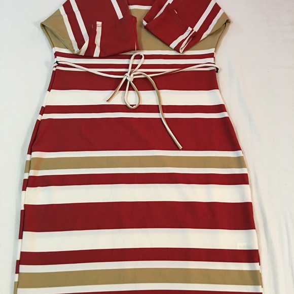 Petite dress in good condition - Picture 4 of 8